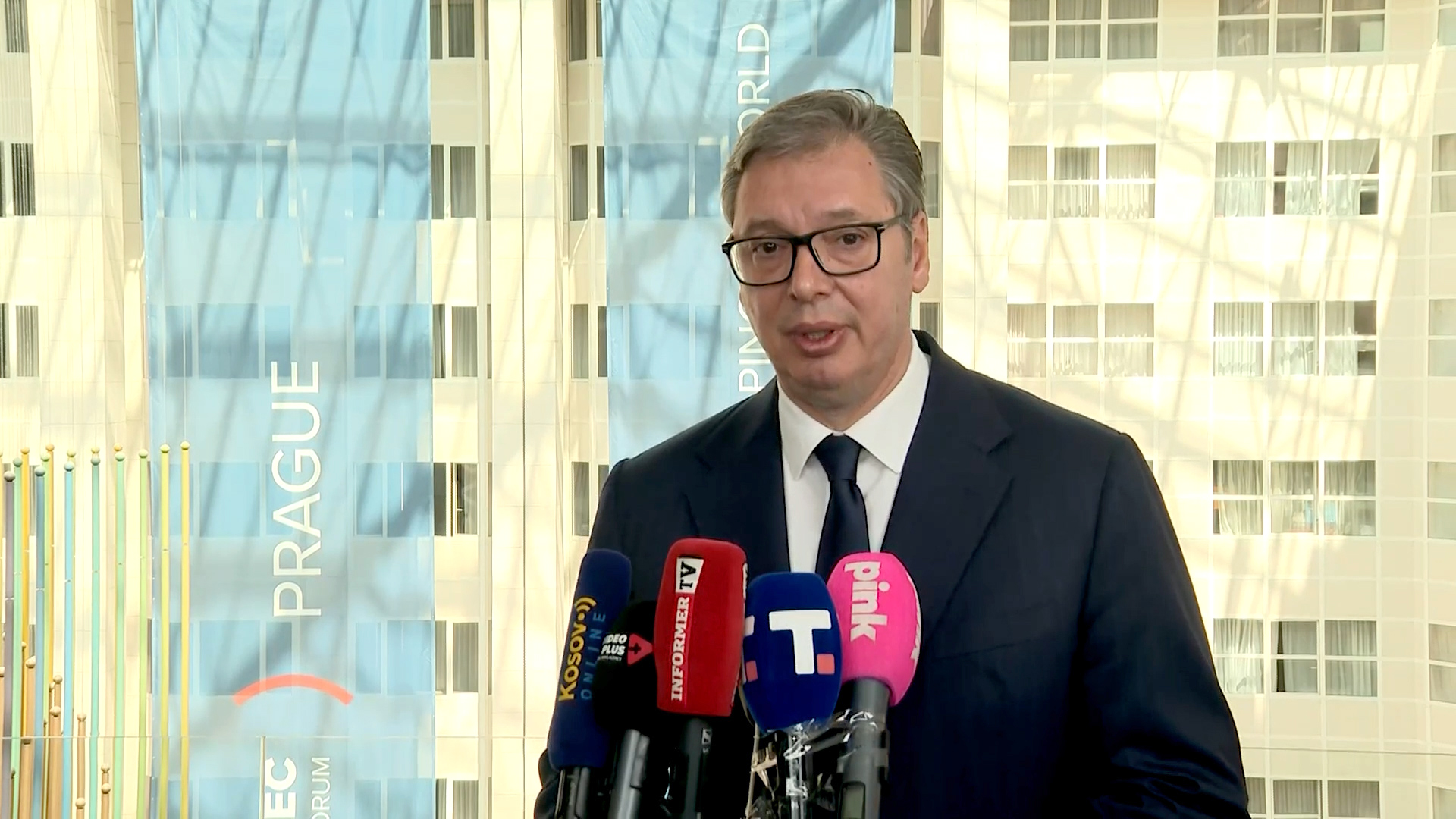 Ceska, Prag, Aleksandar Vucic predsednik Republike Srbije, o sastancima i razgovorima u Pragu Ceska, Prag, Aleksandar Vucic predsednik Republike Srbije, o sastancima i razgovorima u Pragu